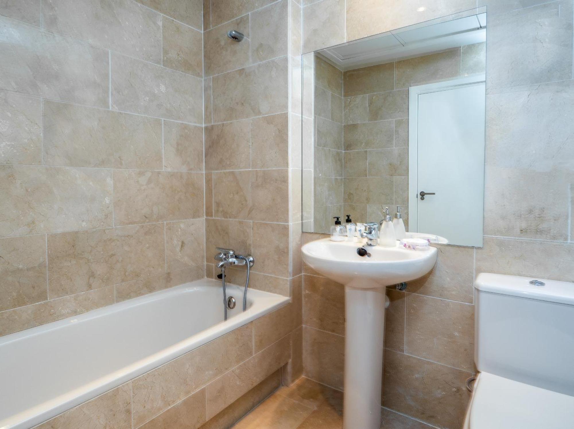2055-Superb 2Bedrooms Apt, Gibraltar And Sea View Manilva Buitenkant foto